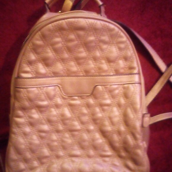 Purses - Picture 2 of 8